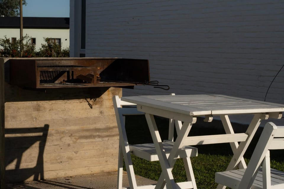Patio, Day, BBQ facilities, View (from property/room), Balcony/Terrace, Dining area