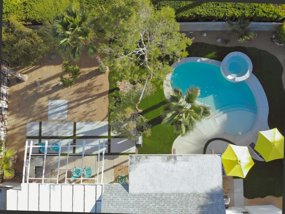 Dreamville Palm Springs - Pool, Hot Tub and Mtn Views House in Palm Springs