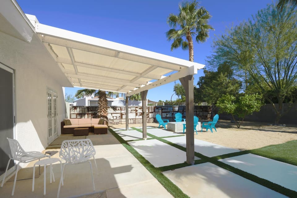 Dreamville Palm Springs - Pool, Hot Tub and Mtn Views House in Palm Springs