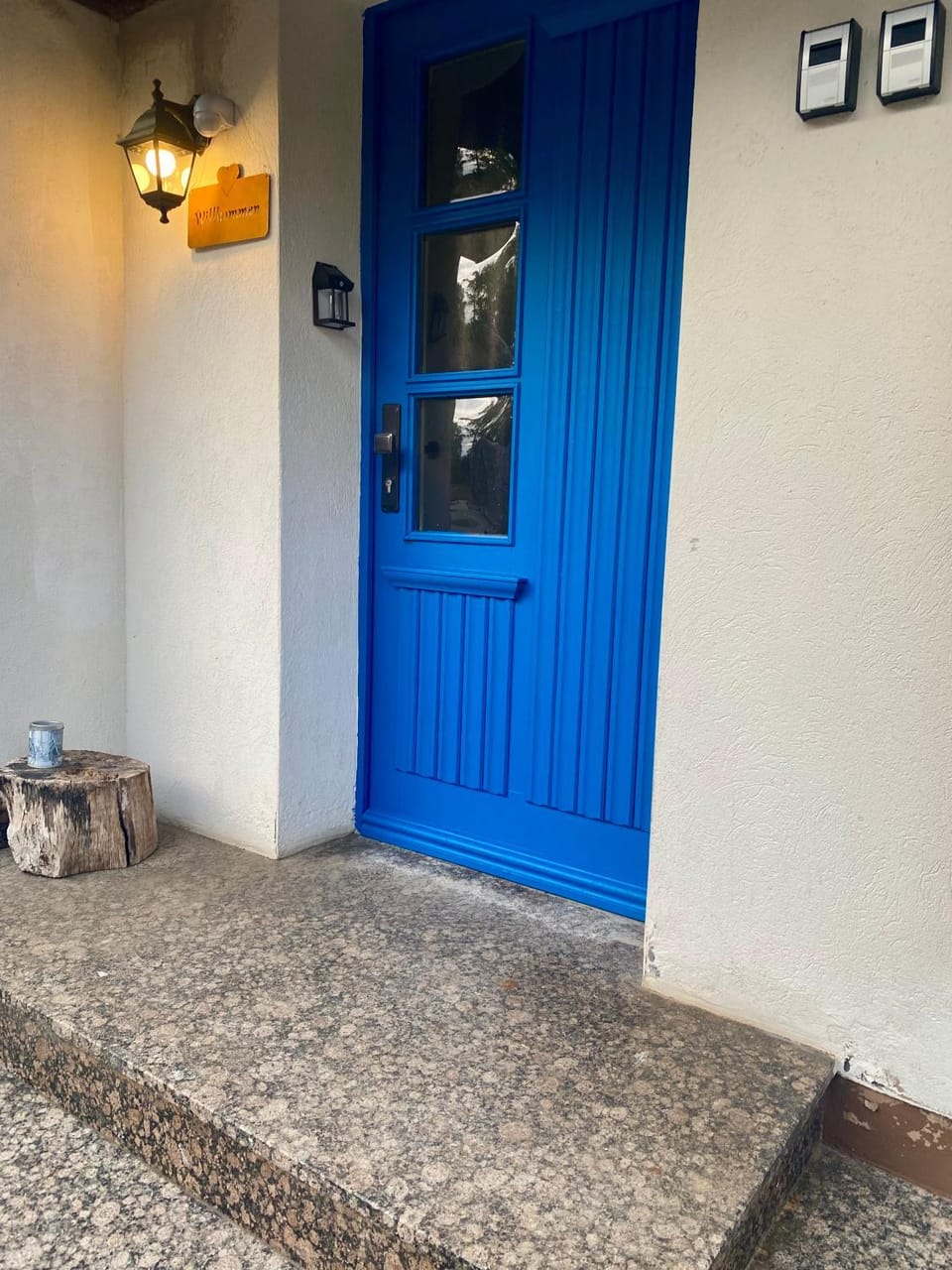 Property building, Facade/entrance