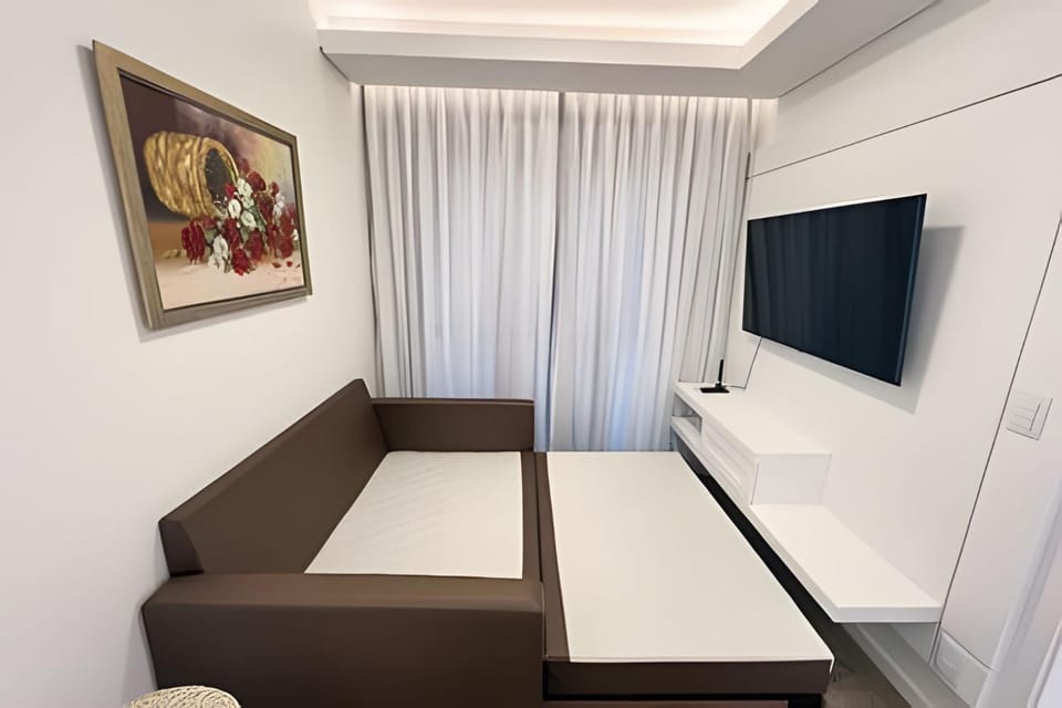 Apto Moderno e Climatizado | Gleba Palhano Apartment in Londrina