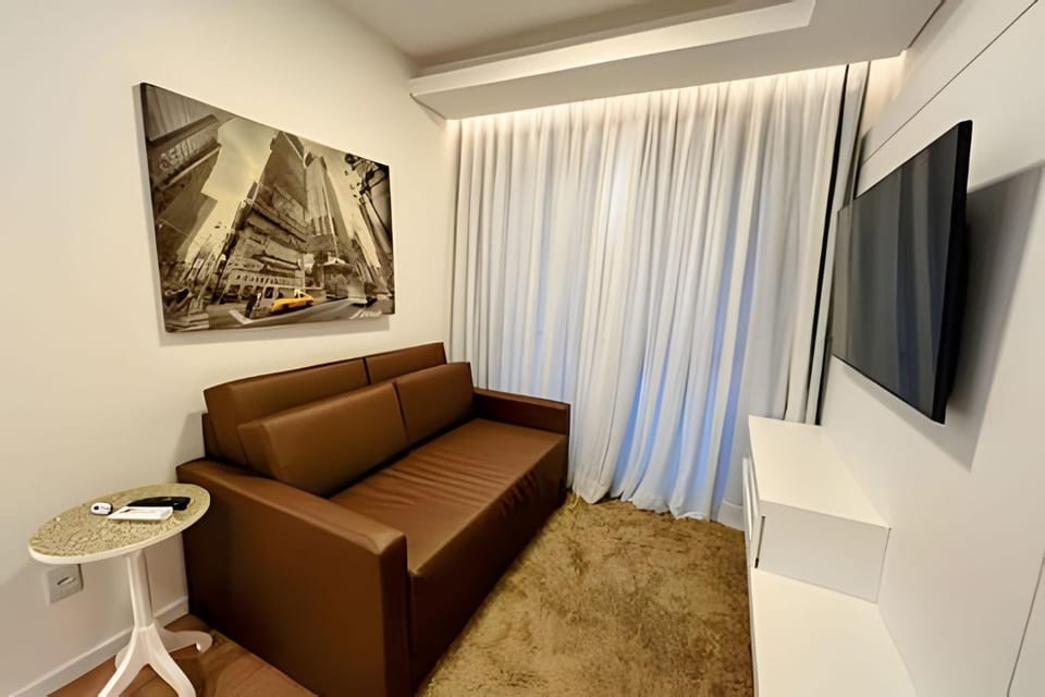 Apto Moderno e Climatizado | Gleba Palhano Apartment in Londrina
