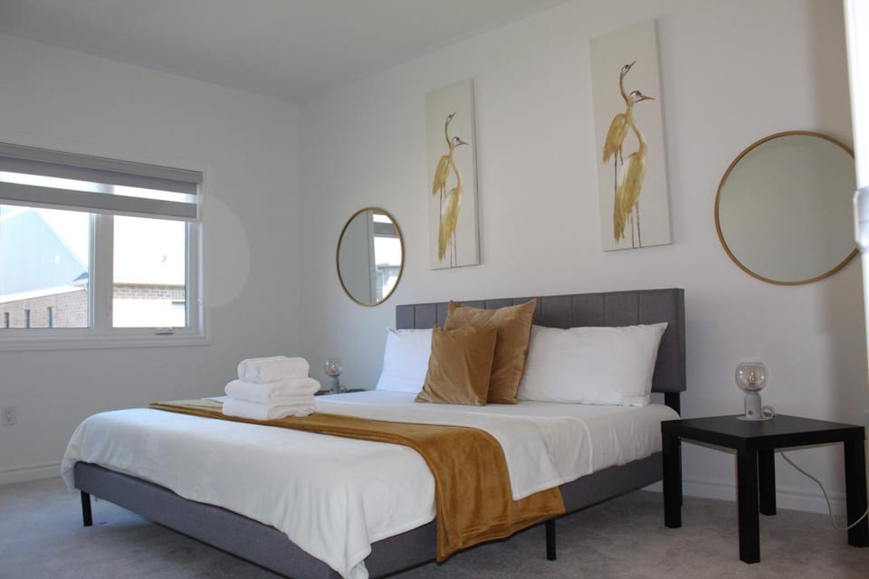 Bed, Bedroom