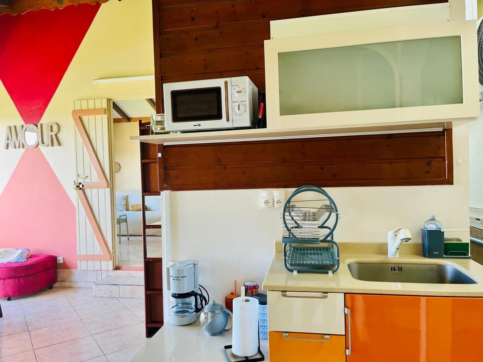 Kitchen or kitchenette, oven, stove, toaster
