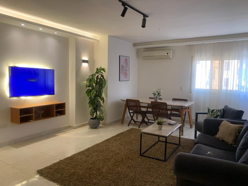 Two bedroom apartment near the Cairo subway station Apartment in New Cairo City