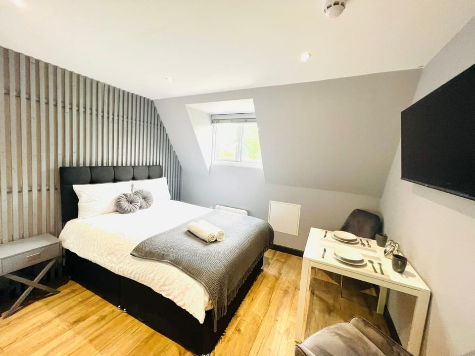 The Seven Sisters House - NO 01A - Stylish Comfort Studios Apartment in London Borough of Islington