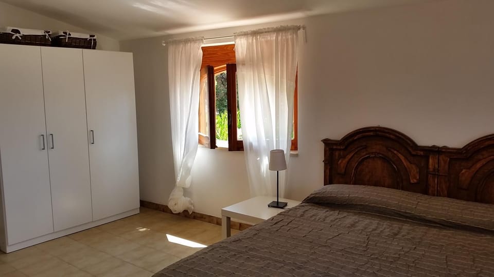 Bed, Summer, Photo of the whole room, Bedroom, wardrobe