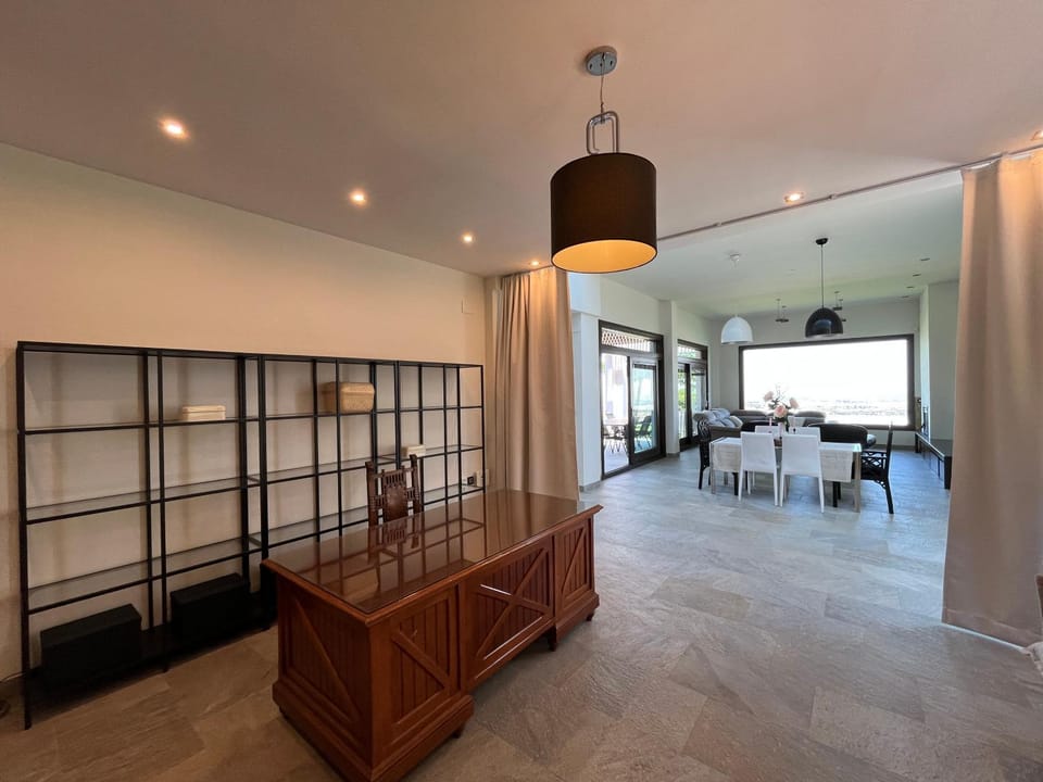 Seating area