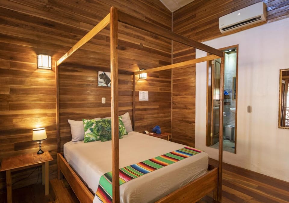 Bed, Bedroom, air conditioner