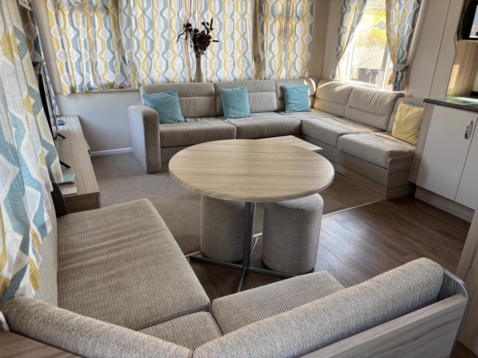 Coastal Serenity Escape Clarach Bay Sea Viev Modern 2019 model No Pets House in Tirymynach