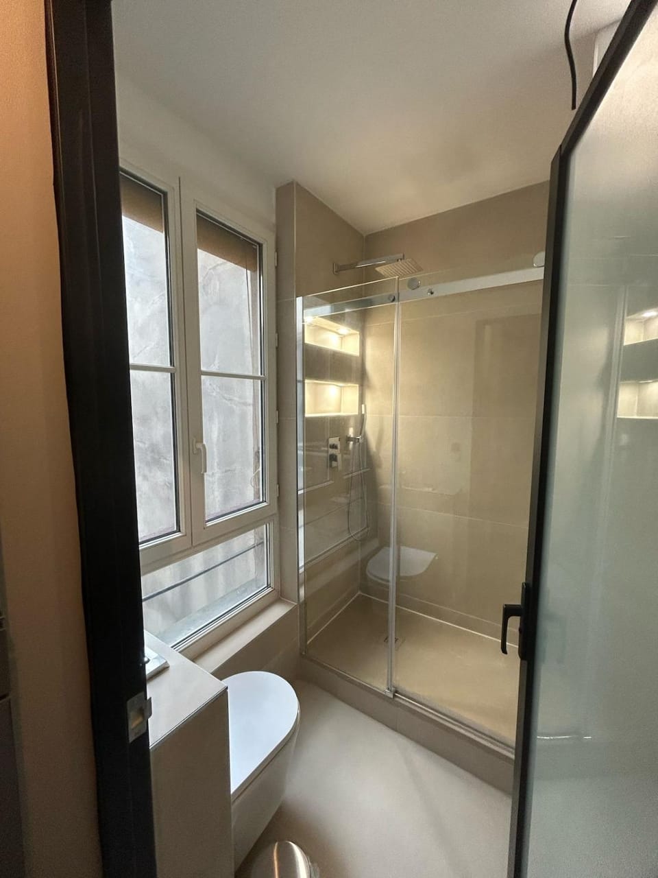 Shower, Toilet, Bathroom