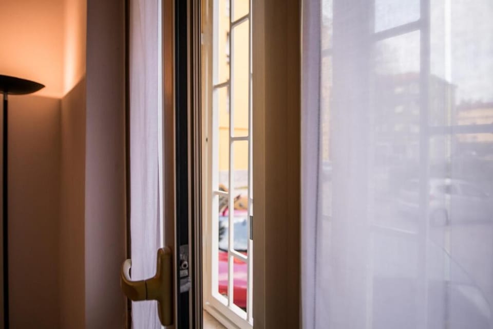 Metro 4 - Grazioso Bilocale Accogliente Apartment in Milan