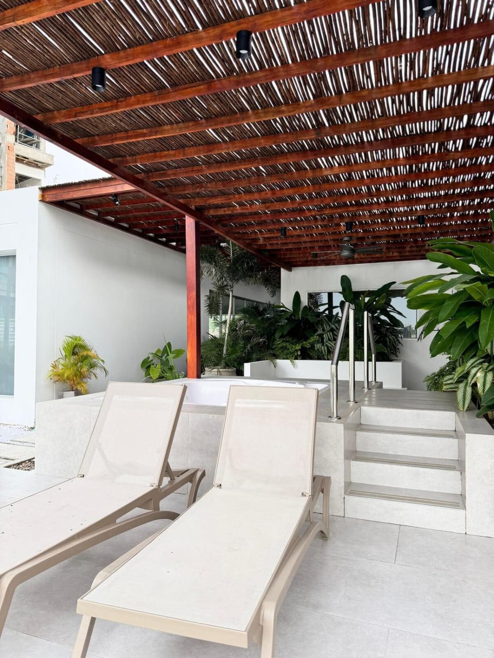Spa and wellness centre/facilities, Pool view