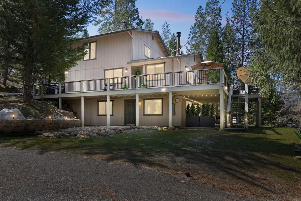 Whispering Pines Retreat home House in Groveland