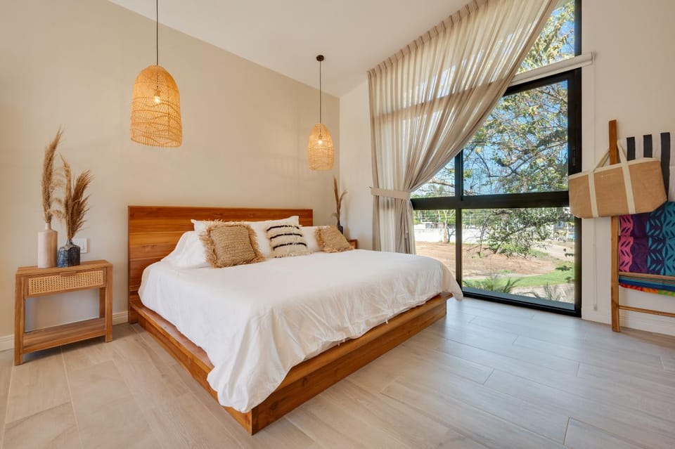 The Bungalows #8 - Boutique Hotel in Flamingo Beach - Top Level Studio Apartment in Playa Flamingo