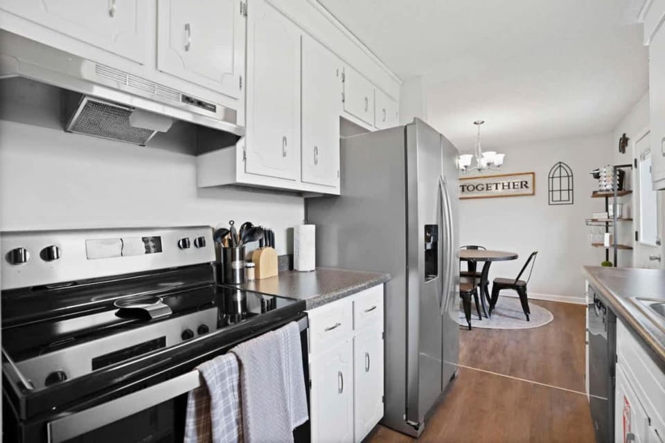 Charming House Close to Fort Campbell and Casino House in Clarksville