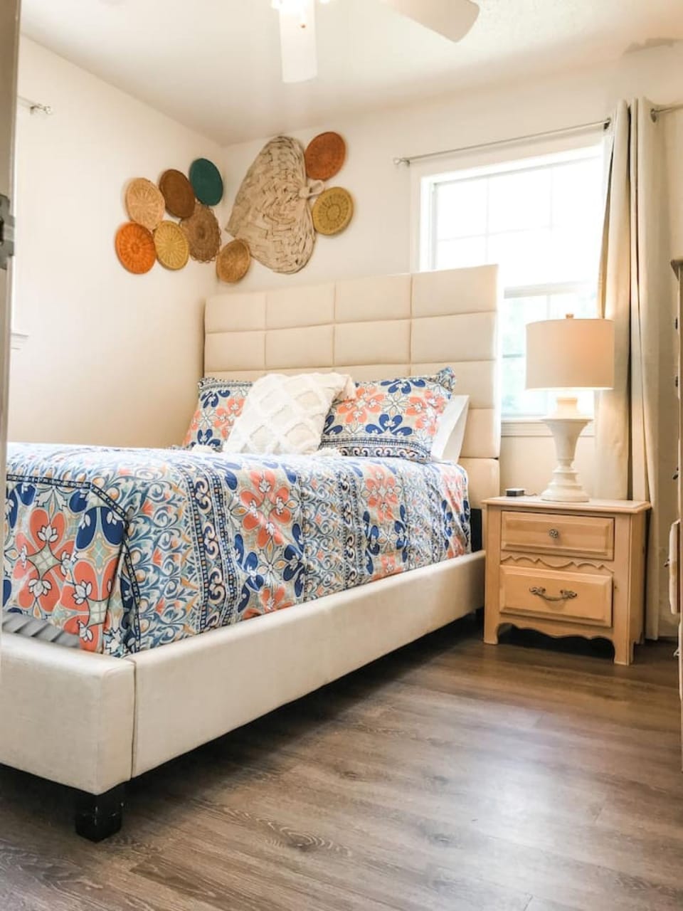 Cute Bleu Bison House -Sleeps 8 1 Block From HU House in Searcy