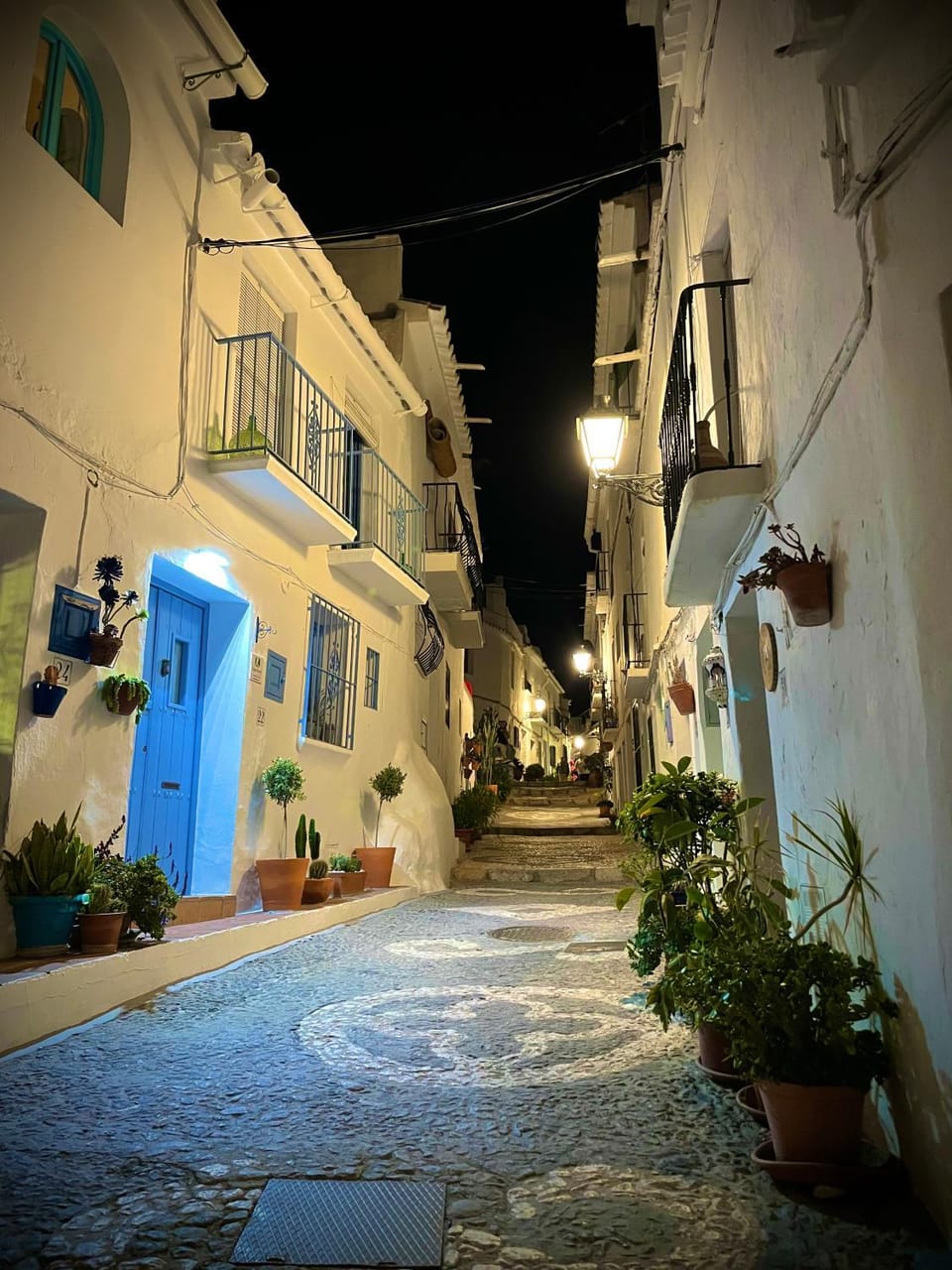Night, Neighbourhood, Location