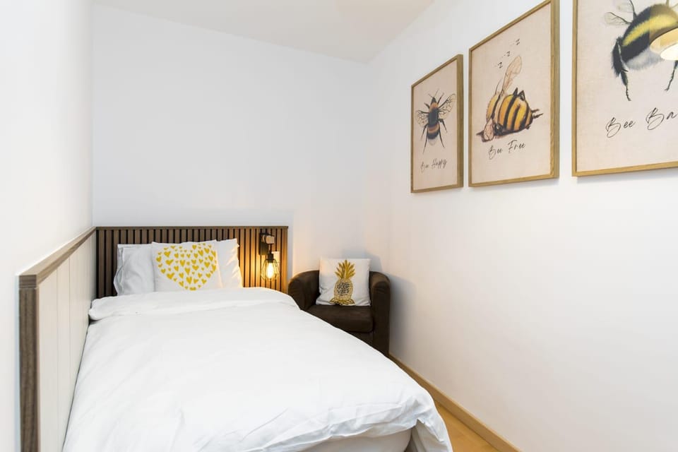 Apartamento familiar independiente junto al Pilar - Alfonso Suites Apartment in Zaragoza