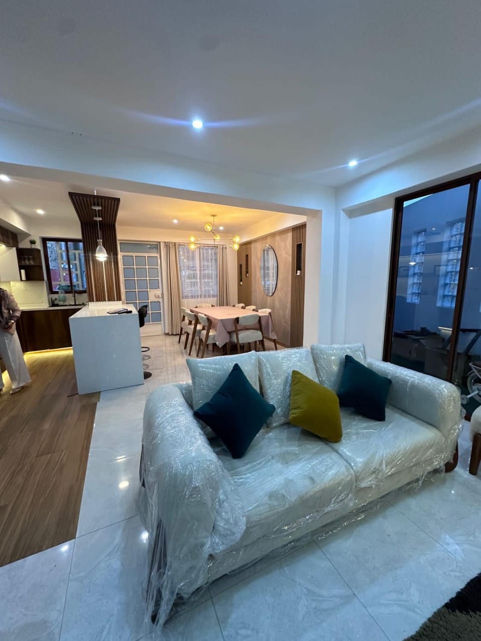Living room, Seating area, Dining area