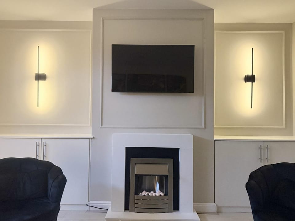 TV and multimedia, flat iron