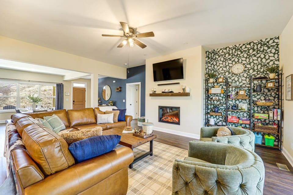 Gated Community w/ Perks: North Carolina Hideaway House in Caldwell