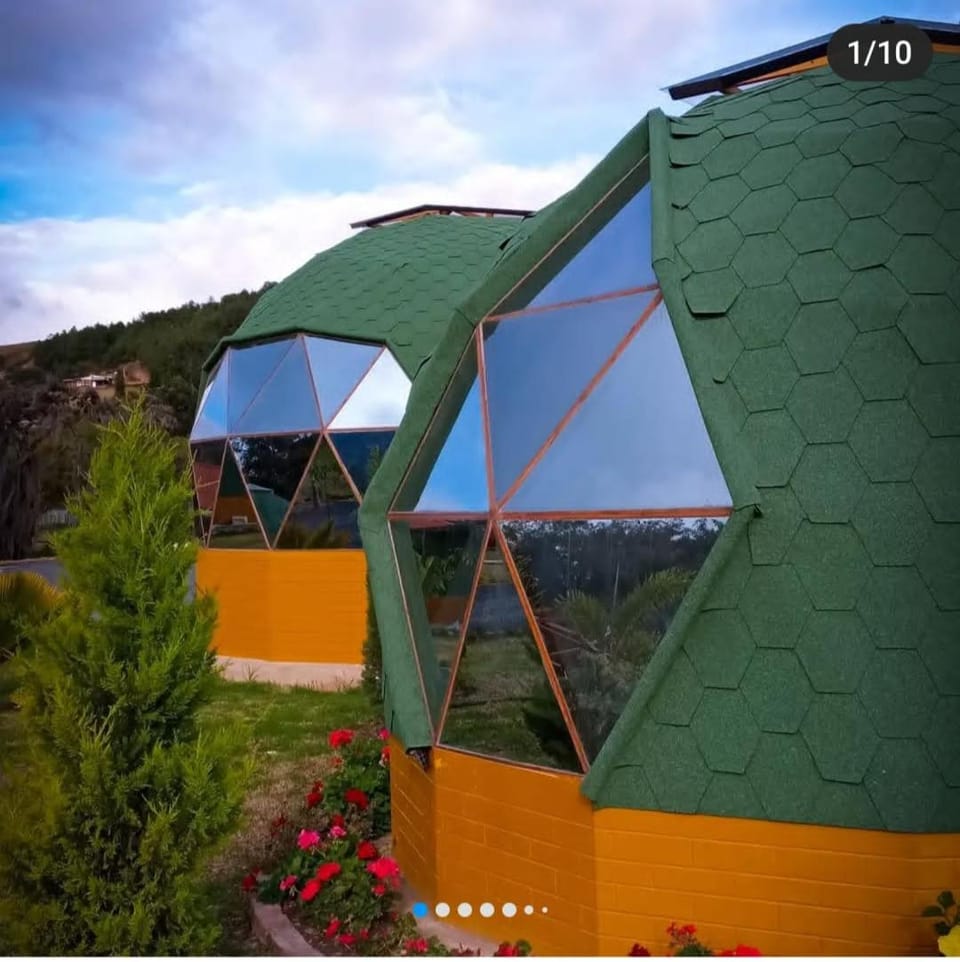 Esferas Verdes Glamping Hotel in Cundinamarca, Colombia
