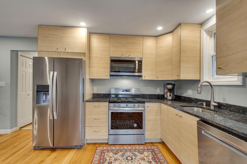 dishwasher, oven, stove, toaster, kitchen