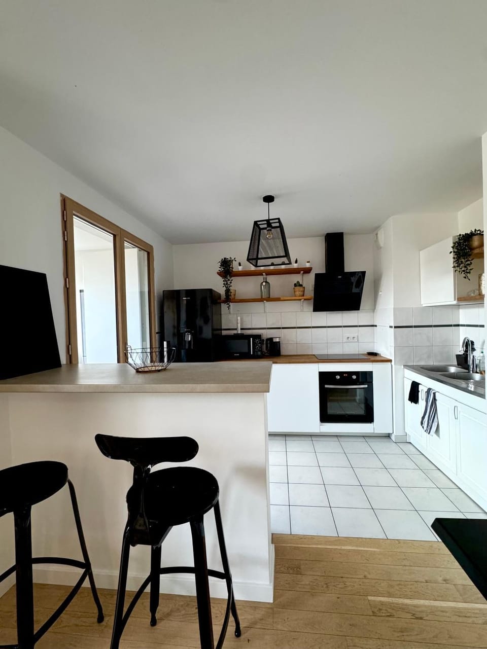 Charmant appartement aux portes de Paris, avec Balcon et Parking Apartment in Aubervilliers