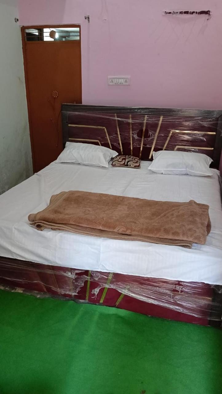 Sahu Homestay Vacation rental in Uttar Pradesh