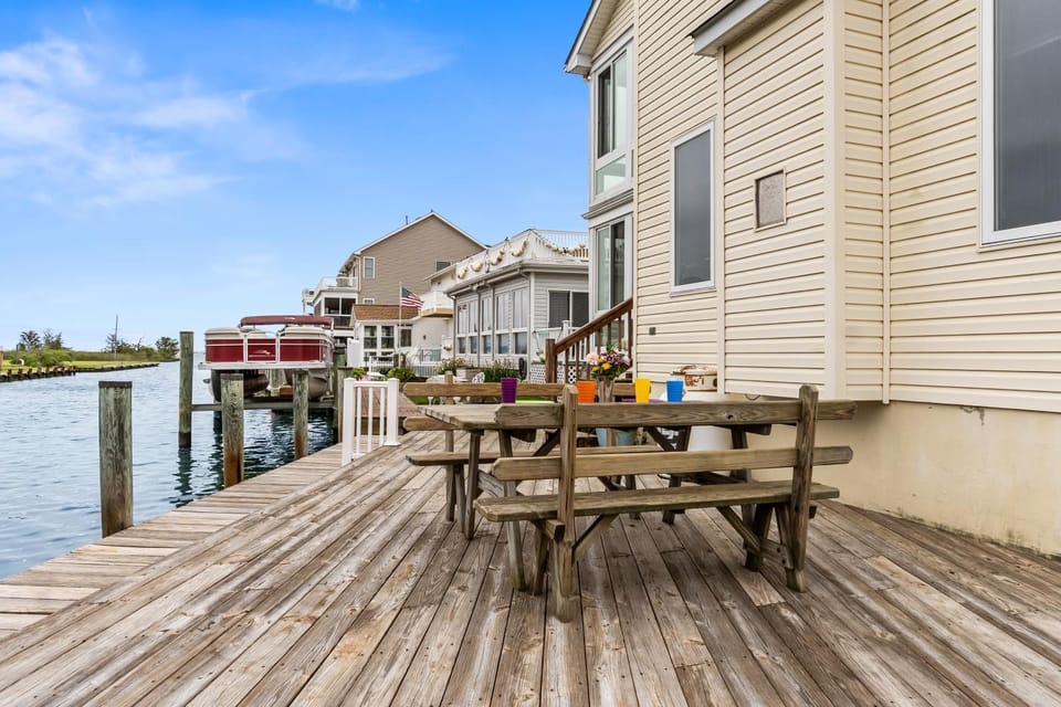 Waterfront Home with OC Skyline Views House in Ocean Pines