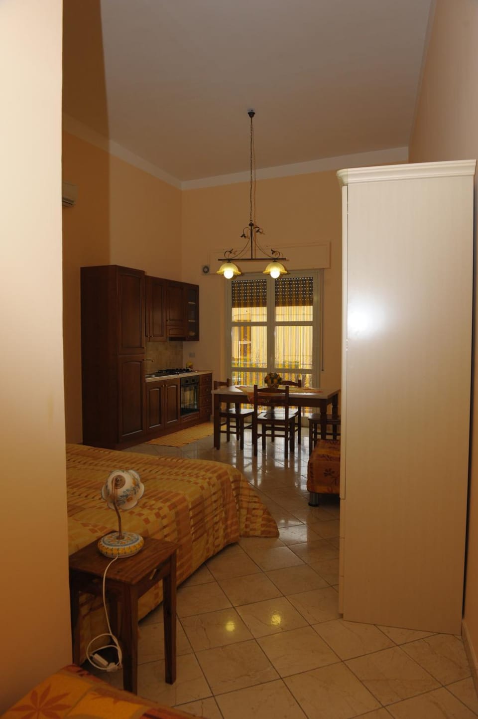 Kitchen or kitchenette, Seating area, Area and facilities