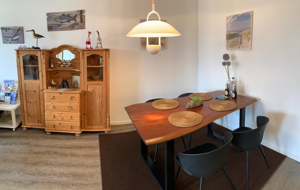 Ferienwohnung Iris, Kalifornien, Meerblick, erste Strandreihe Apartment in Schleswig-Holstein