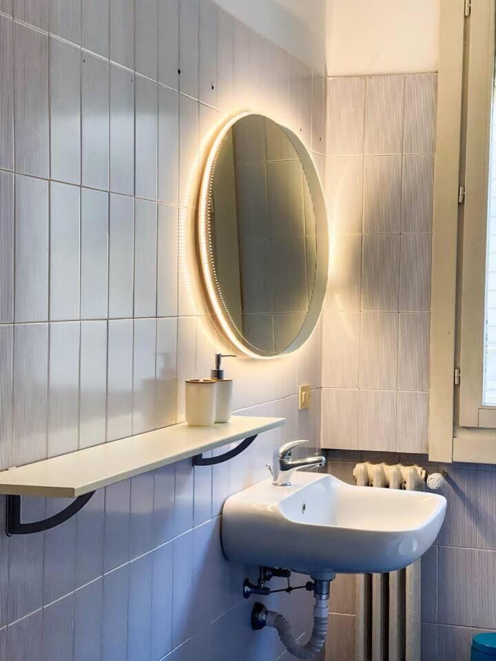 Casa Luvi 20 Min Duomo Apartment in Milan