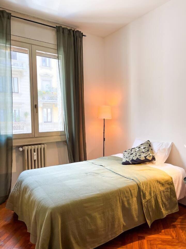 Casa Luvi 20 Min Duomo Apartment in Milan