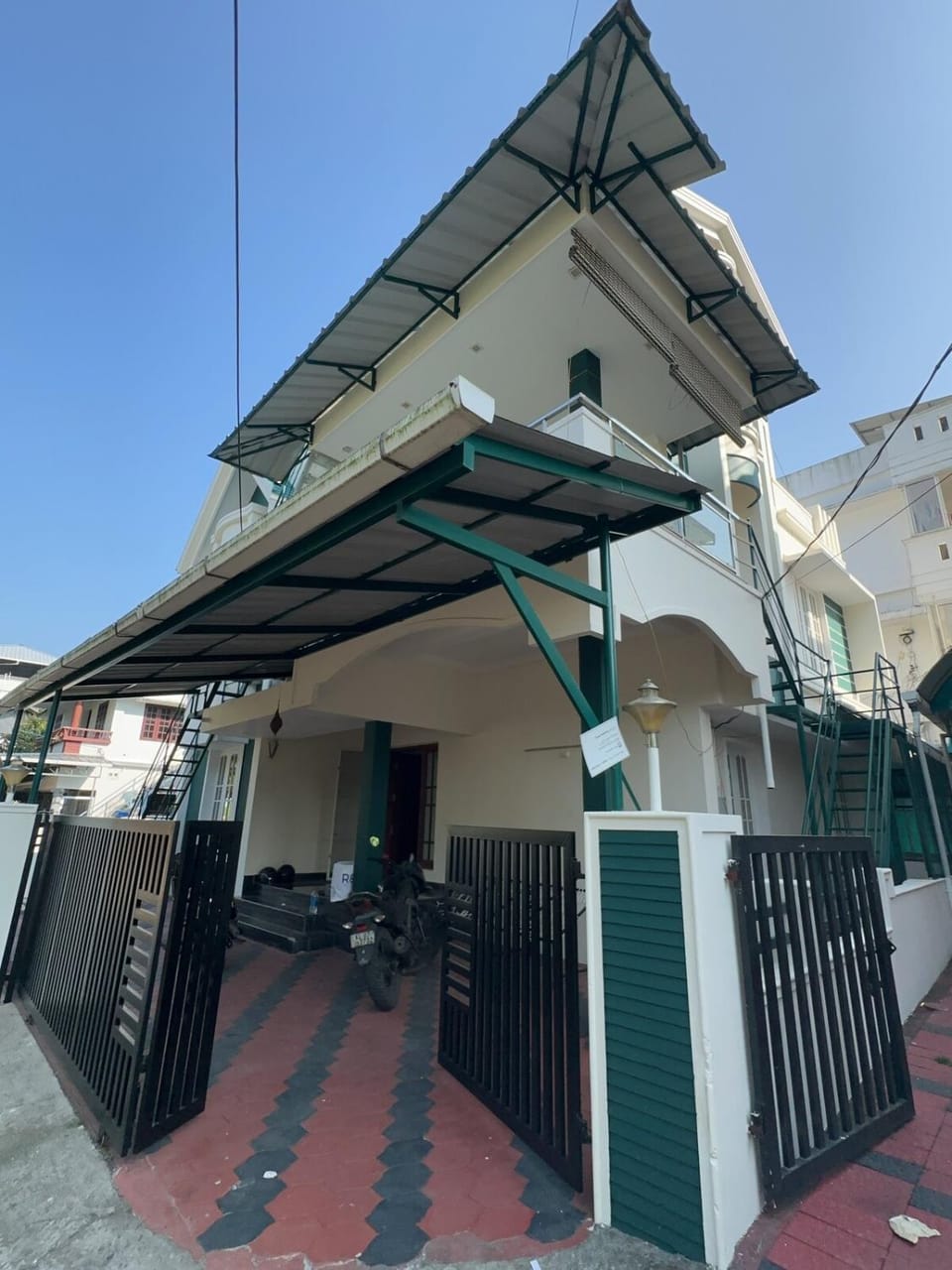 3 Bedroom flat near Amrita Hospital Apartment in Kochi