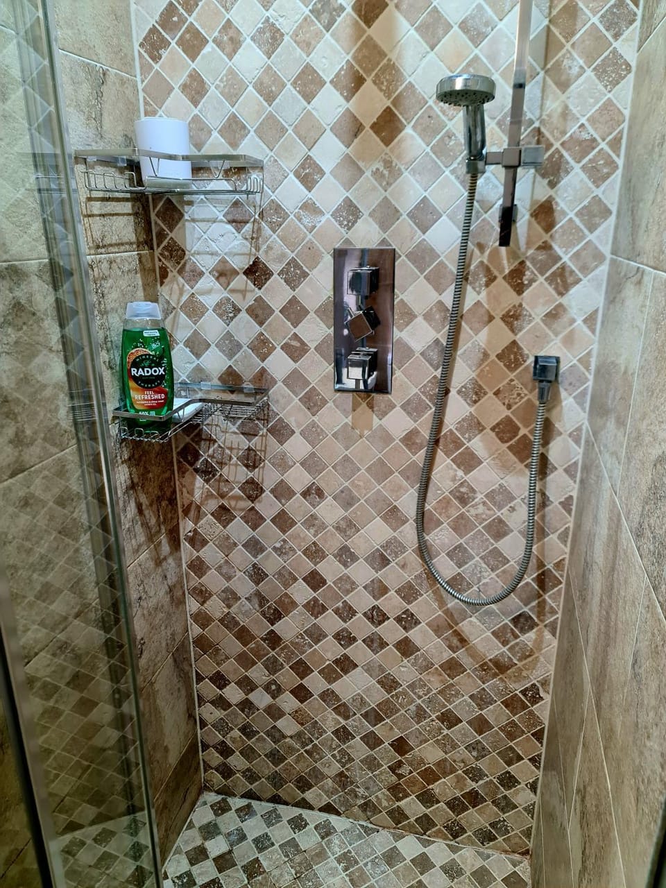 21 Fairfield Crescent Vacation rental in Edgware