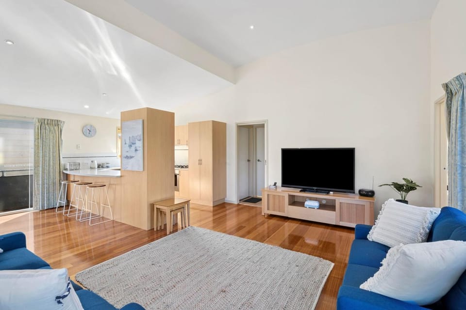 Family Tides House in Apollo Bay