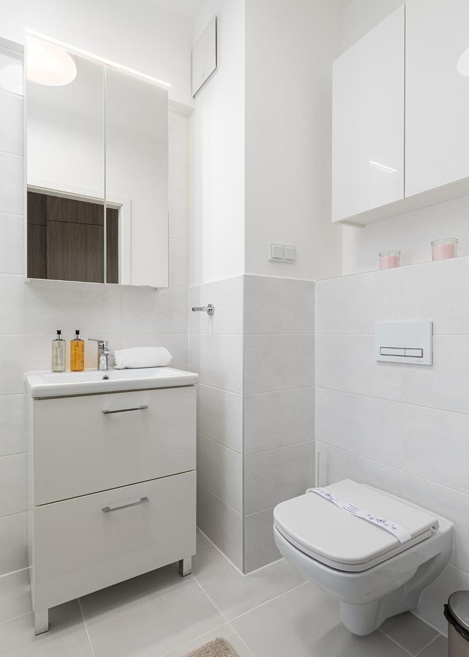 Toilet, Bathroom