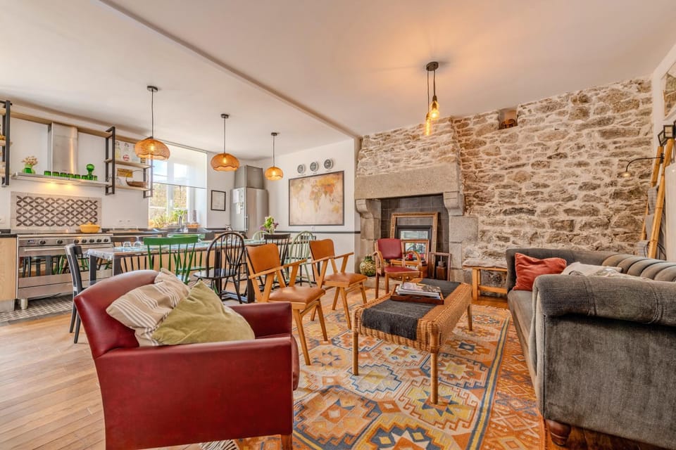 Property building, Living room