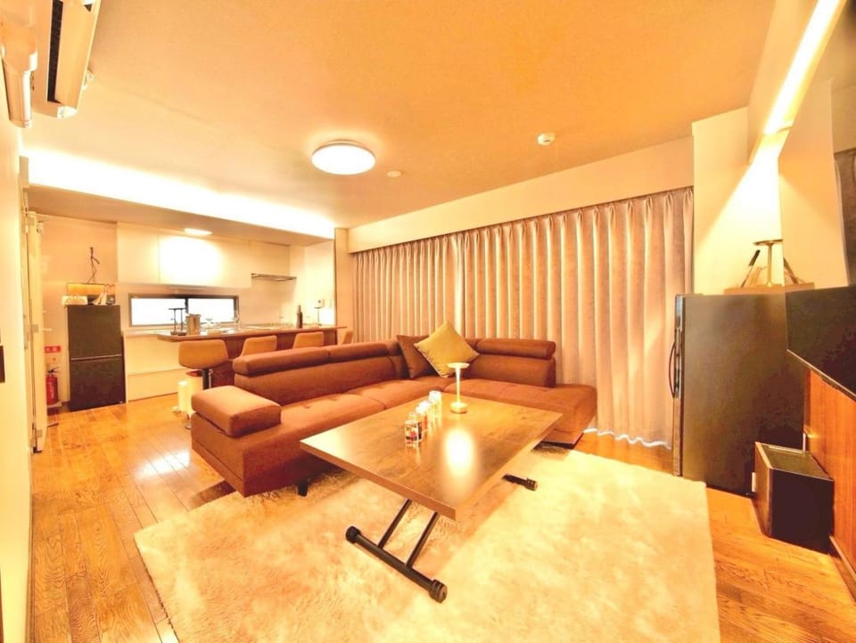 Communal lounge/ TV room, TV and multimedia, Living room
