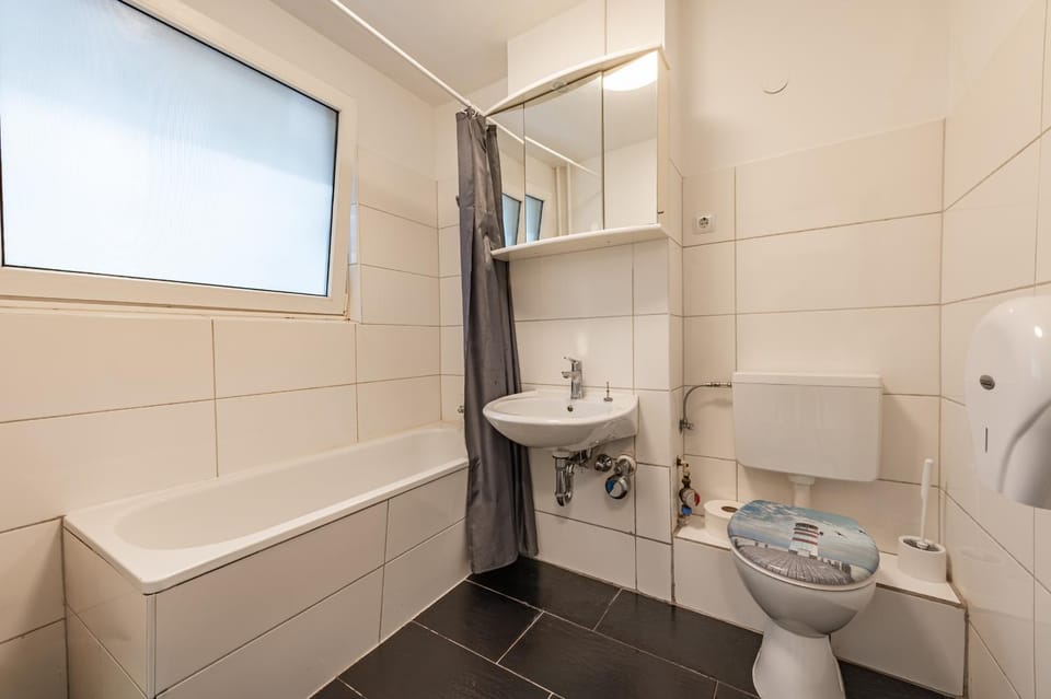 Bathroom, Bath
