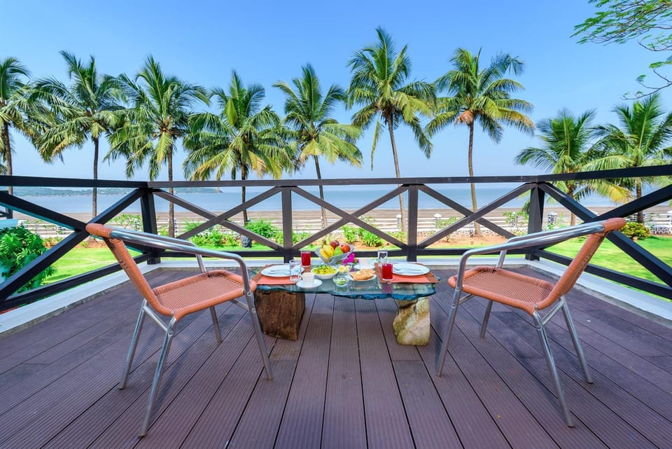 Natural landscape, Balcony/Terrace, Sea view