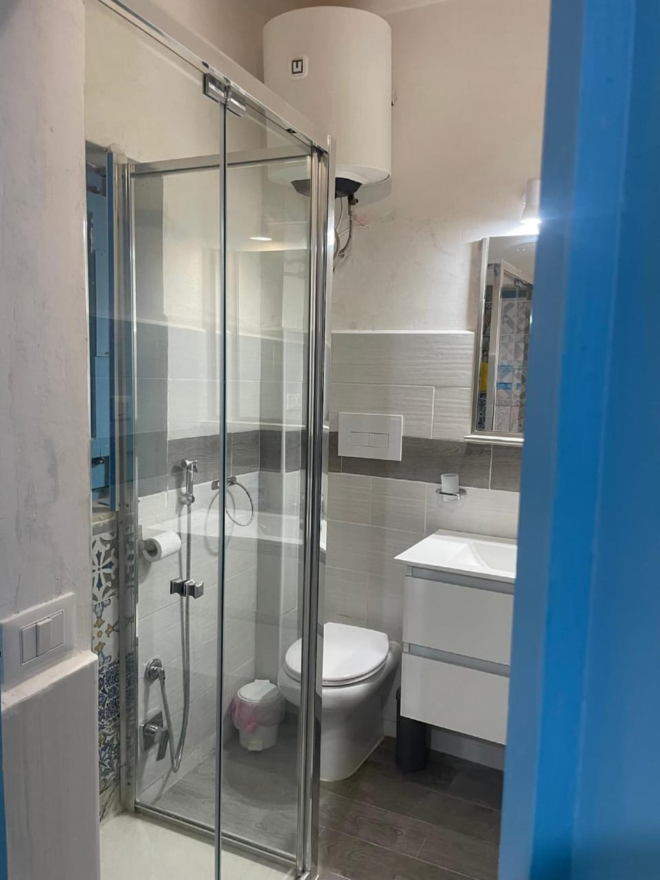 Shower, Bathroom