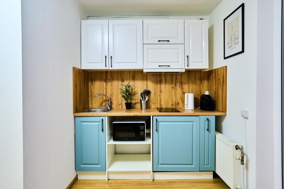 Coffee/tea facilities, Kitchen or kitchenette, microwave, toaster