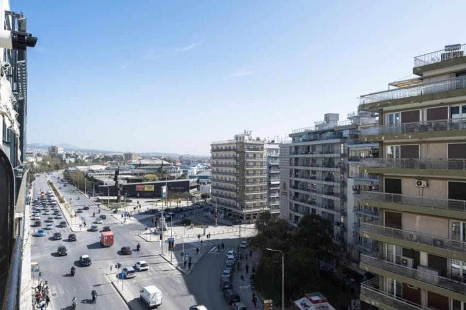 Balcony/Terrace, City view, Street view