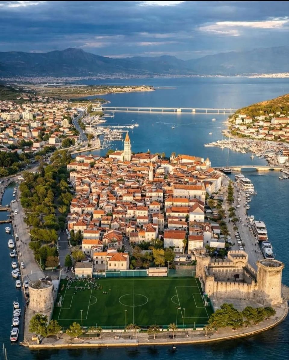 Natural landscape, City view, Sea view