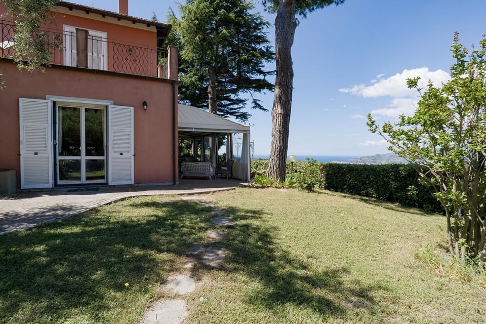 Property building, Garden, Sea view