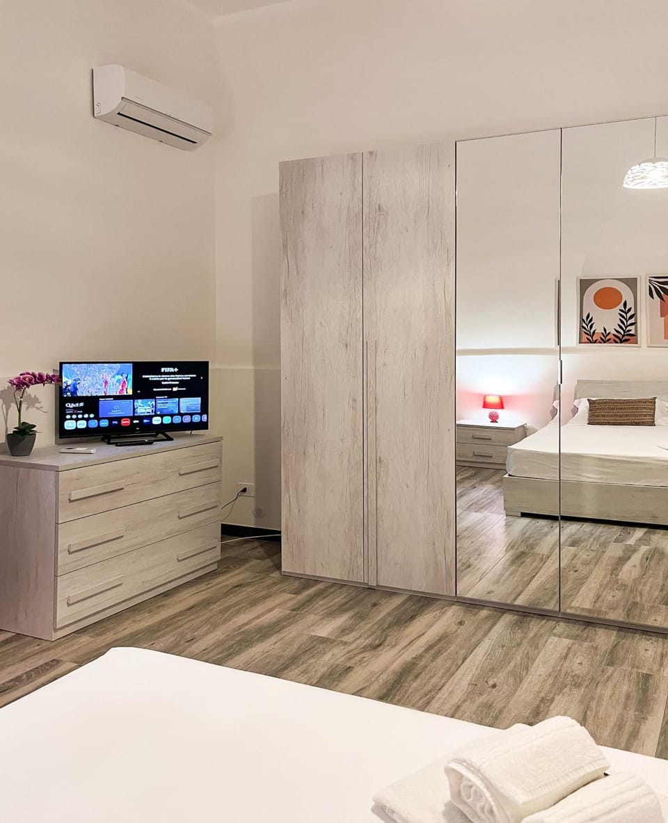 Area and facilities, air conditioner