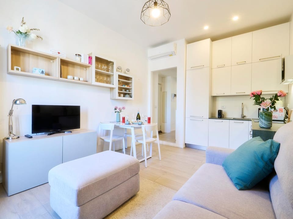 TV and multimedia, Living room, Seating area, Dining area, minibar
